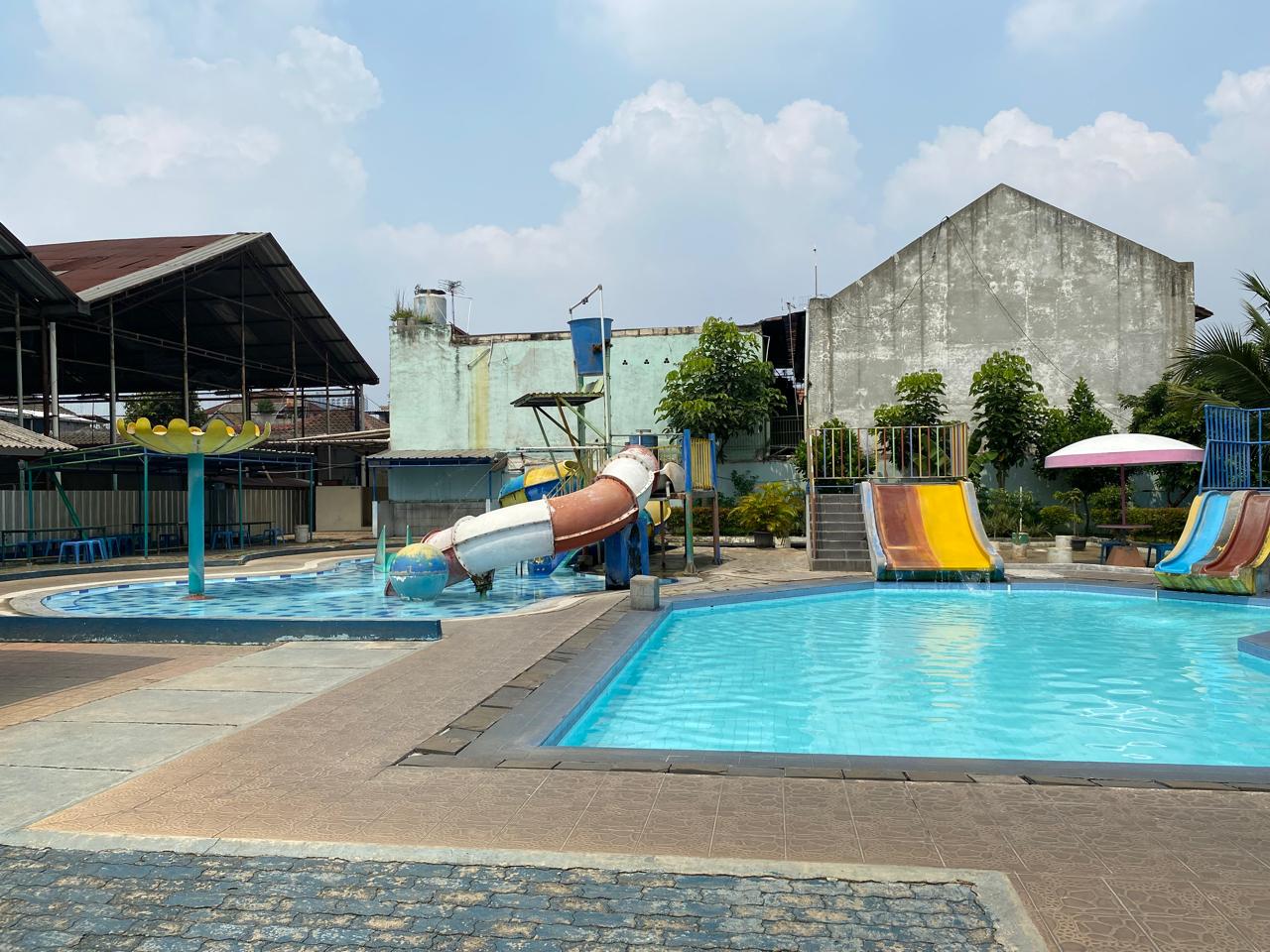 Kolam Renang Vitaka 23